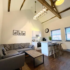 Loft At The Coach House Apartment