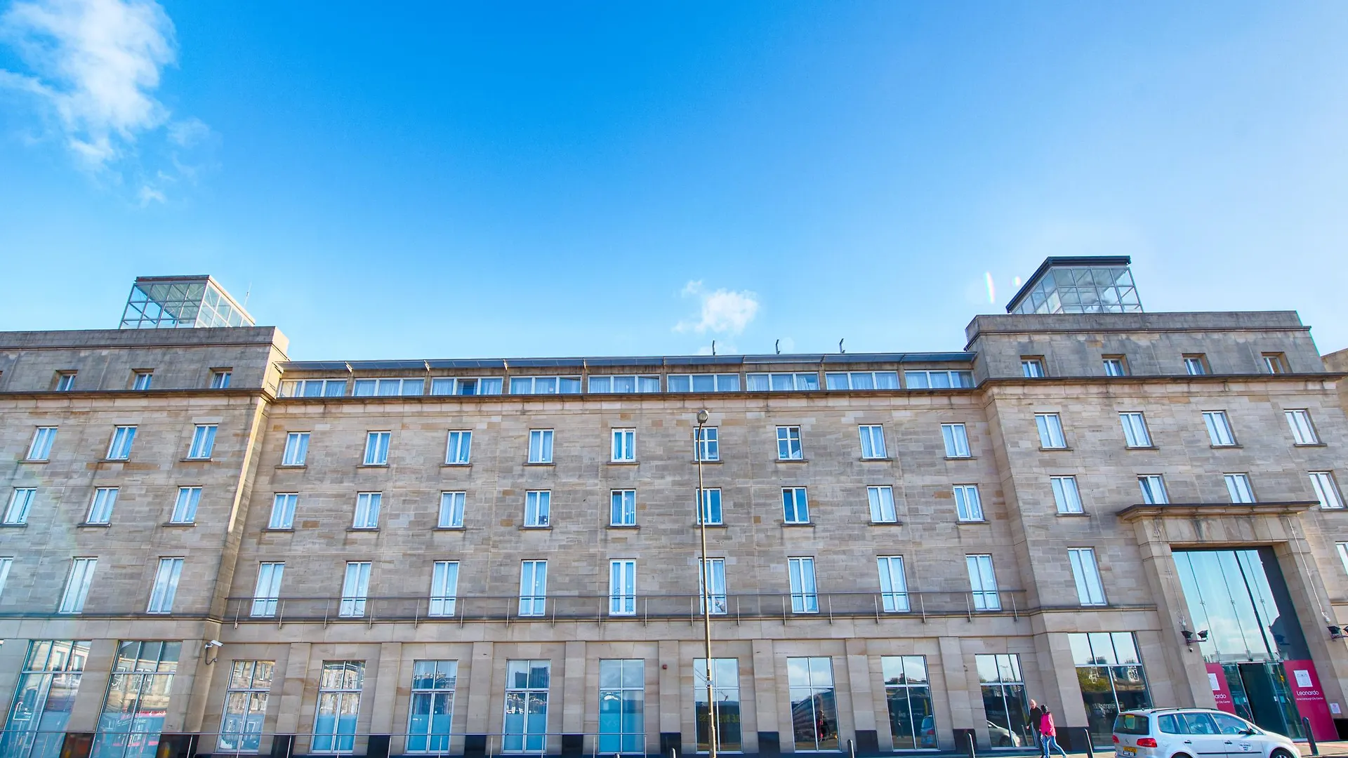 Leonardo Hotel Edinburgh Haymarket 4*,